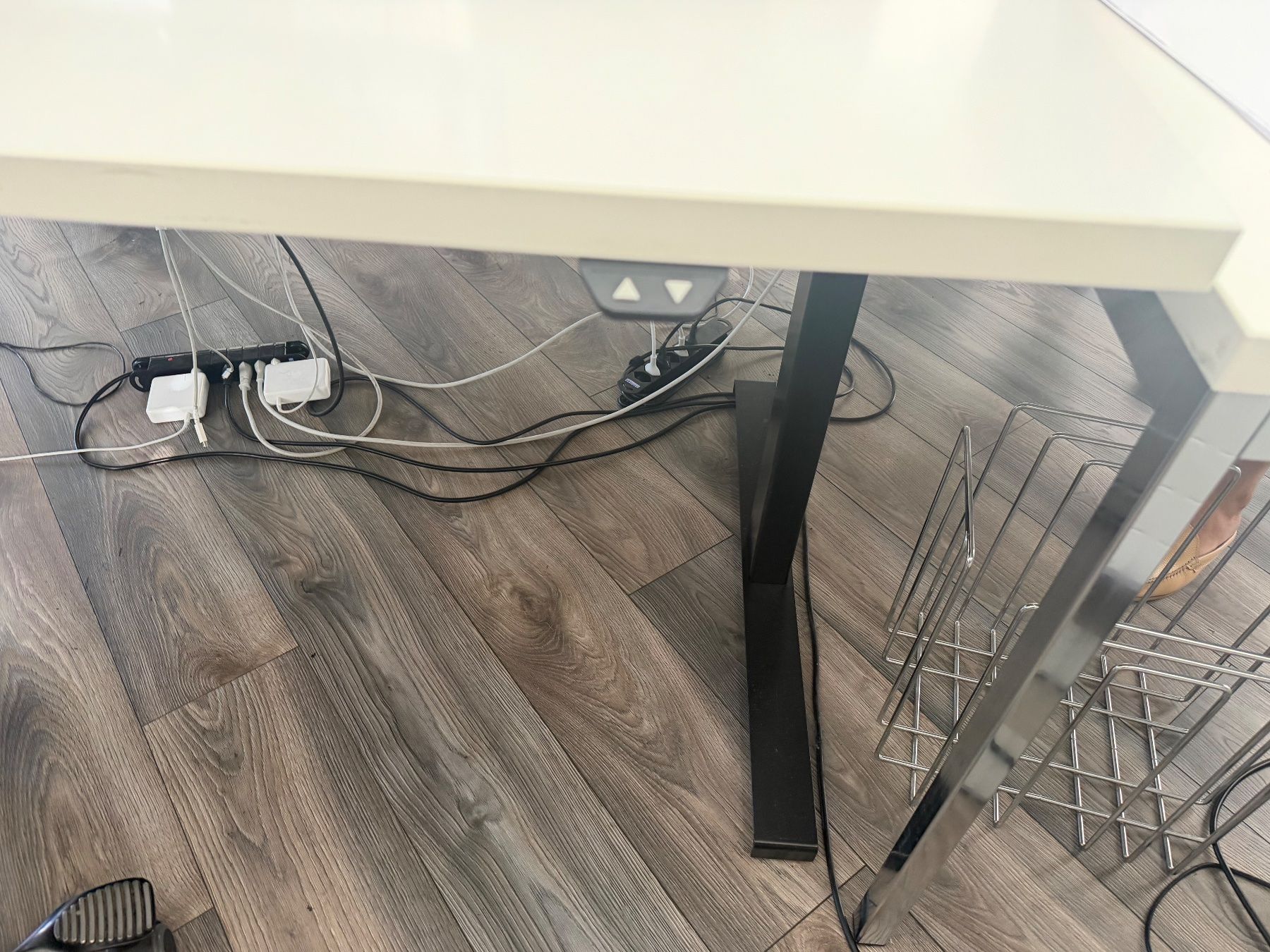 Scrivanie: Elektrische Pulte Kim – Usato da Zürich venduto da wasudami 1