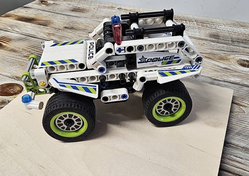 Giocattoli: Lego Technik Police – Usato da Waldstatt venduto da jocus08 2