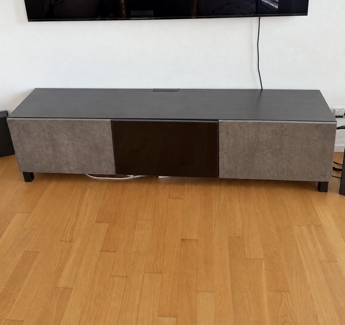 Ikea Meubles TV: Ikea Besta TV Board / Sideboard – D'occasion à Dietikon par Prelovedpearls