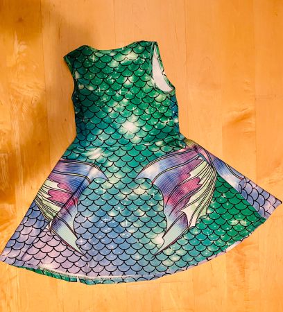 Grösse 122/128 Meerjungfrau Kleid Druckeffekt Glitzer