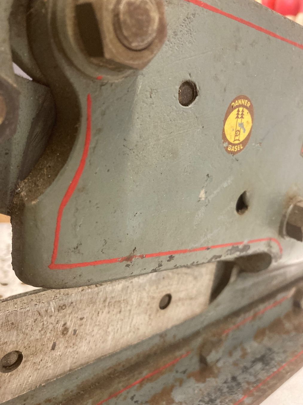 Tutti gli attrezzi: BLECHSCHERE SCHLOSSER GOLDSCHMIED – Usato da Bottmingen venduto da Surubi 7
