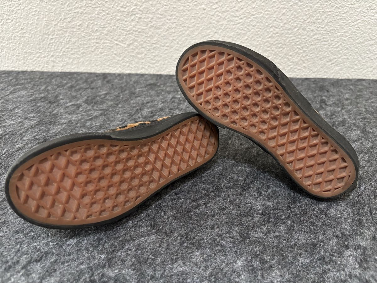 Vans Scarpe per ragazze: Vans Kinderschuhe -30,5 – Usato da Oberrieden venduto da Panthiras3 4