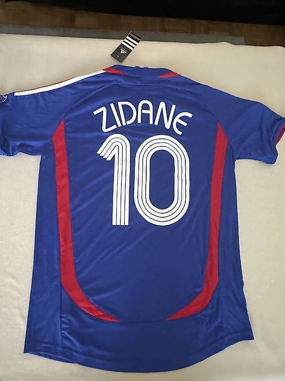 Leibchen & Hosen: Zidane 10 Trikot Heim – Gebraucht aus Birr von KingLaki 1