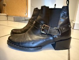 Leder Stiefeletten schwarz mit Nieten Grösse 38