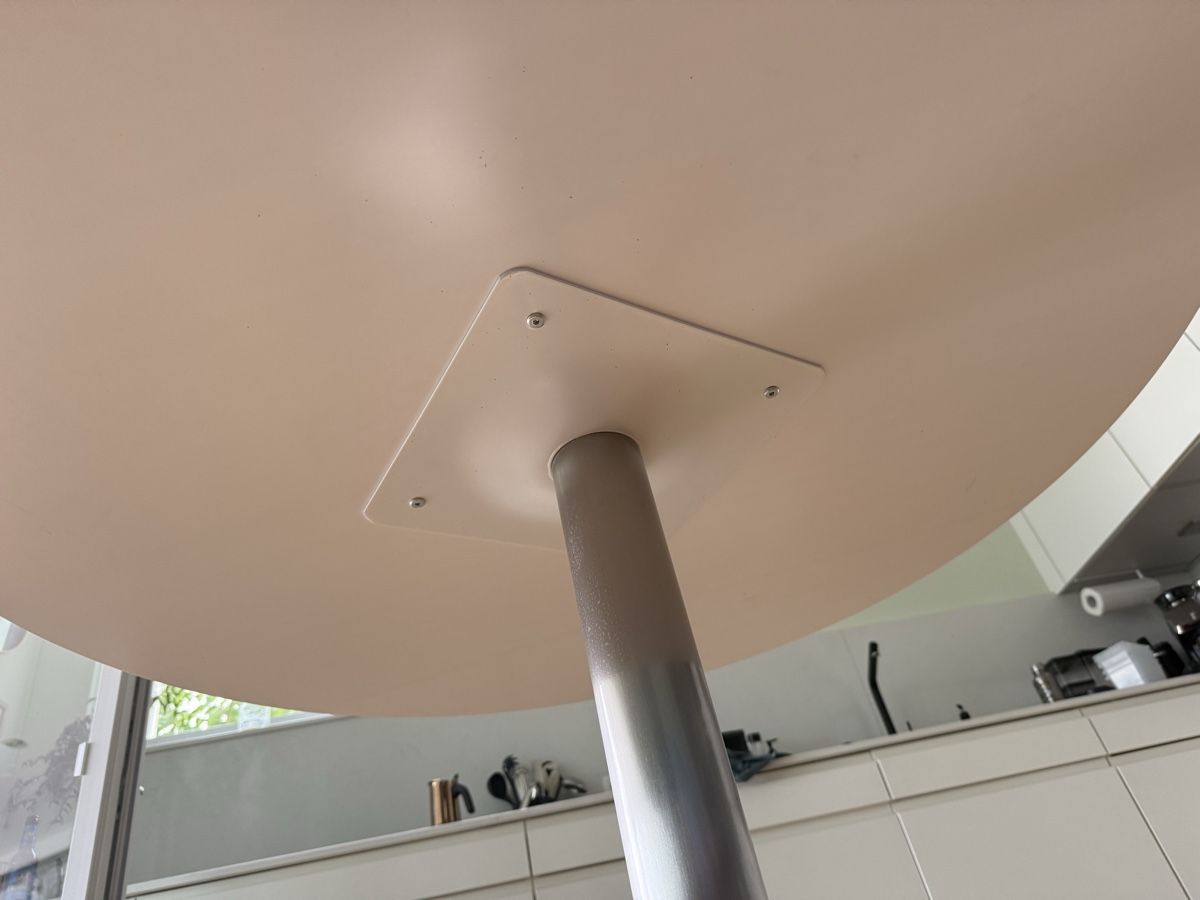 Pfister Tavoli: Küchentisch 110cm weiss – Usato da Sirnach venduto da Kariya17 2