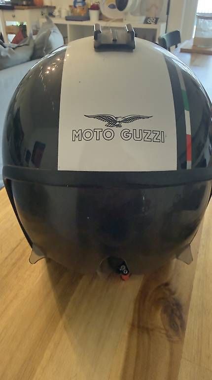 Occhiali & Lenti: Casco Moto Guzzi originale con occhiali vintage e sacca – Usato da Zürich venduto da Grace1980