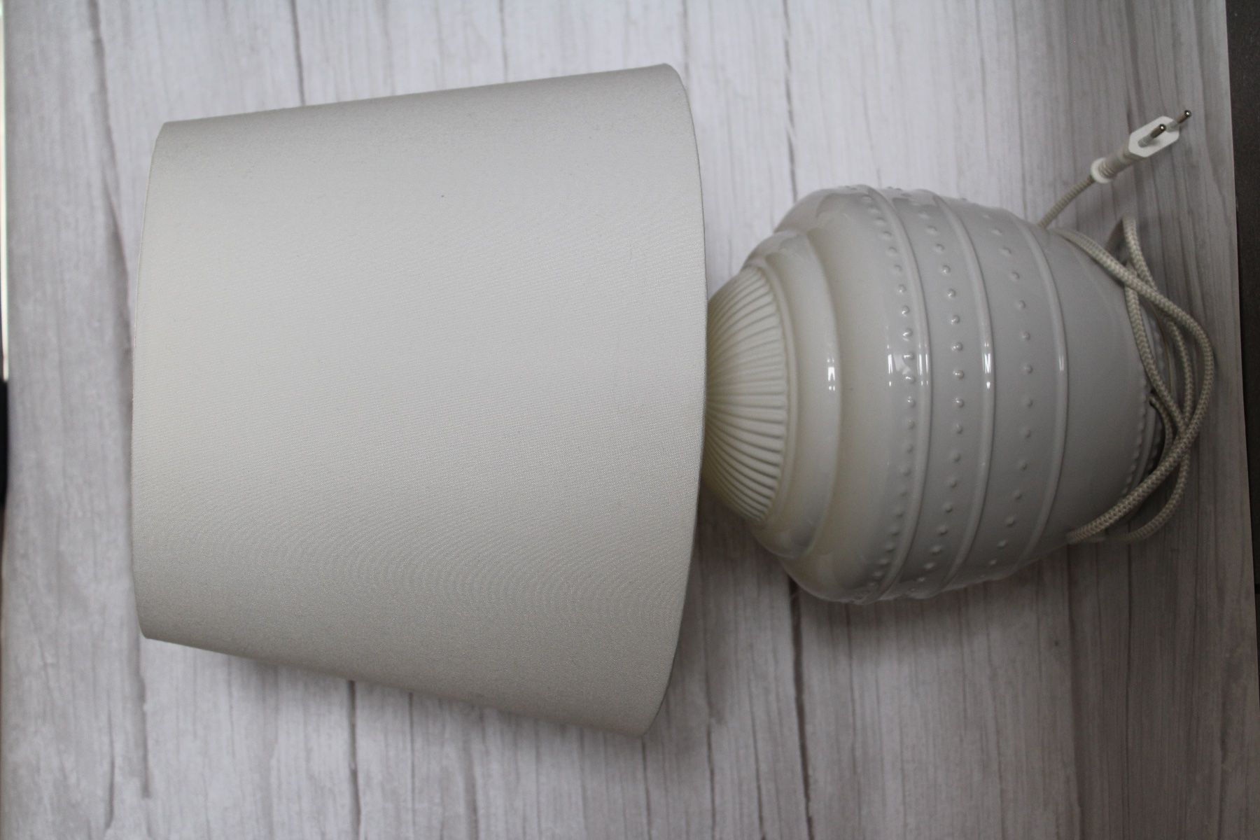 Ikea Lampade: Lampe blanche – Usato da Essertines-Rolle venduto da Nono_1802