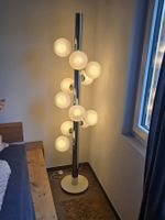 Designer Stehlampe massiv 1.70m hoch mit 11 Glaskugeln 15cm