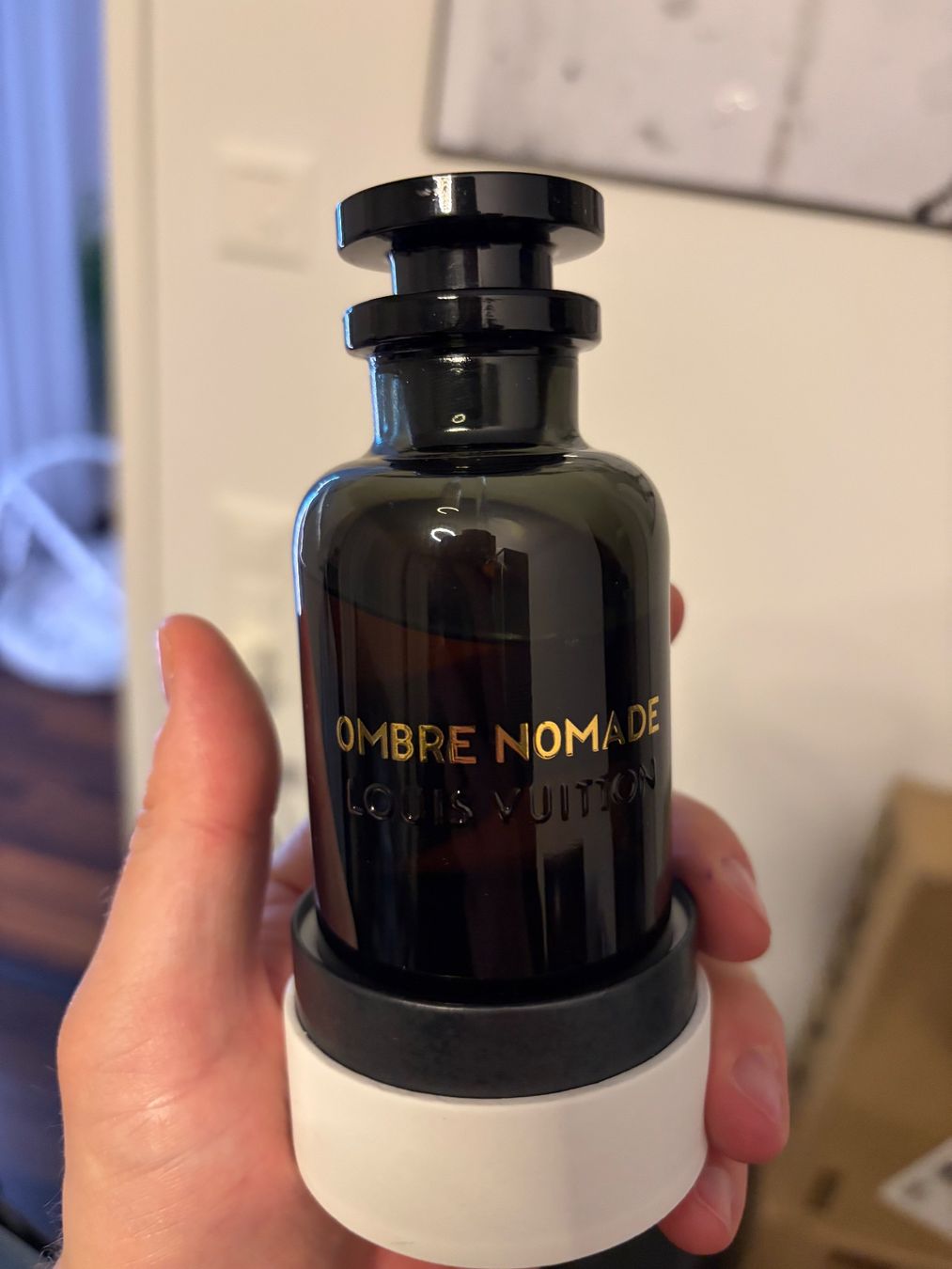 Louis Vuitton Profumi & Eau de Toilette: Parfumprobe | Louis Vuitton Ombre Nomade 10ml – Usato da Bassersdorf venduto da ScentVibes
