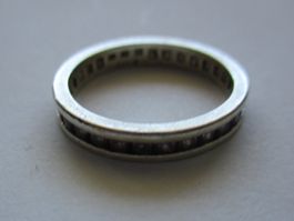 Bague tour complet pierres violettes argent 925