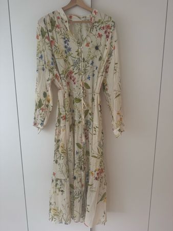 Kleid geblümt von H&M