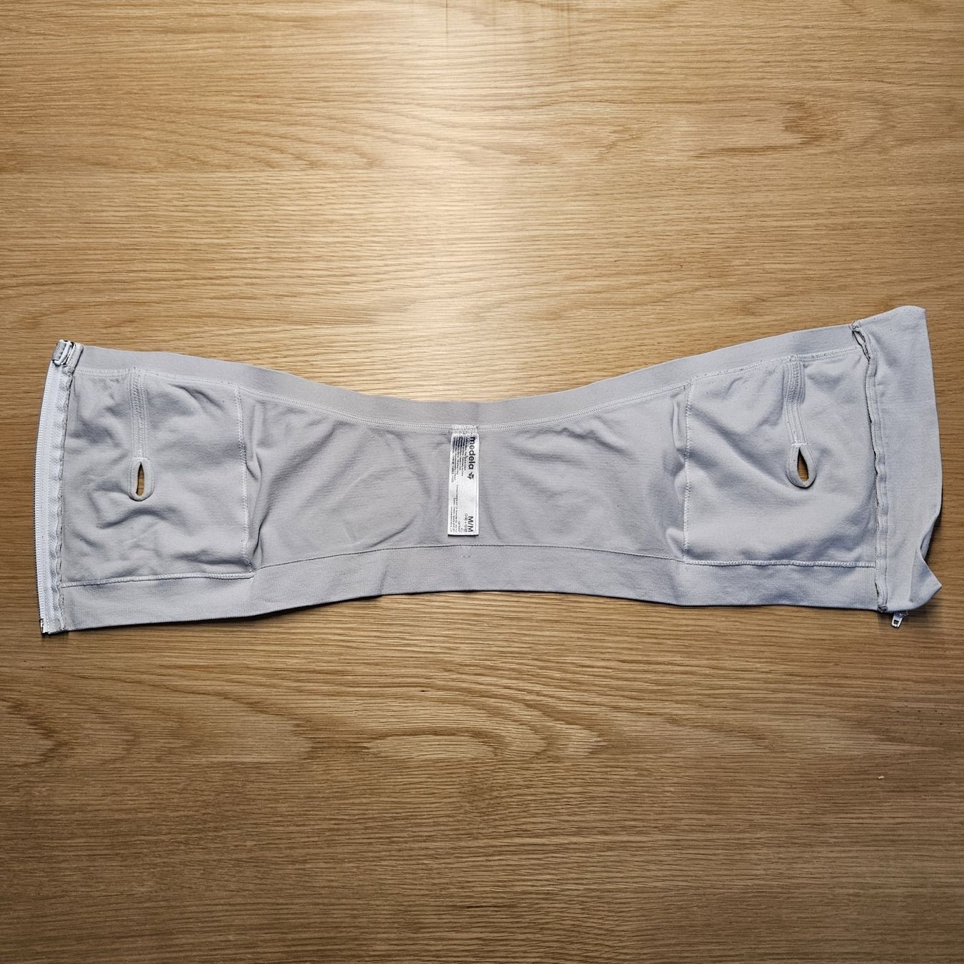 Medela Stillzubehör: Medela Easy Expression Bustier Grösse M – Gebraucht aus Rotkreuz von Kaffitanteli 1
