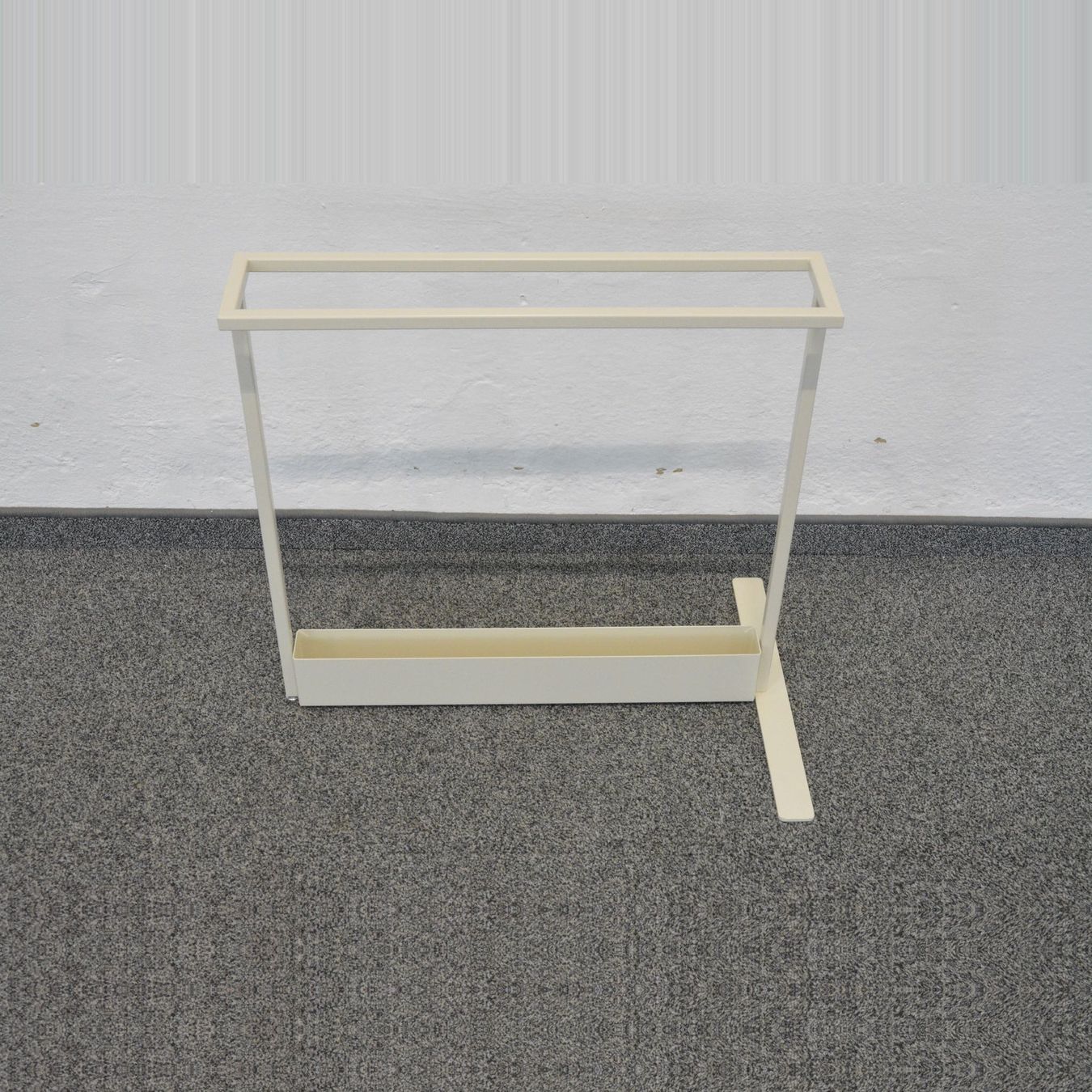 Scaffali: Schönbuch Skid Schirmhalter Perlweiss – Usato da Schönenwerd venduto da mcofficeshop
