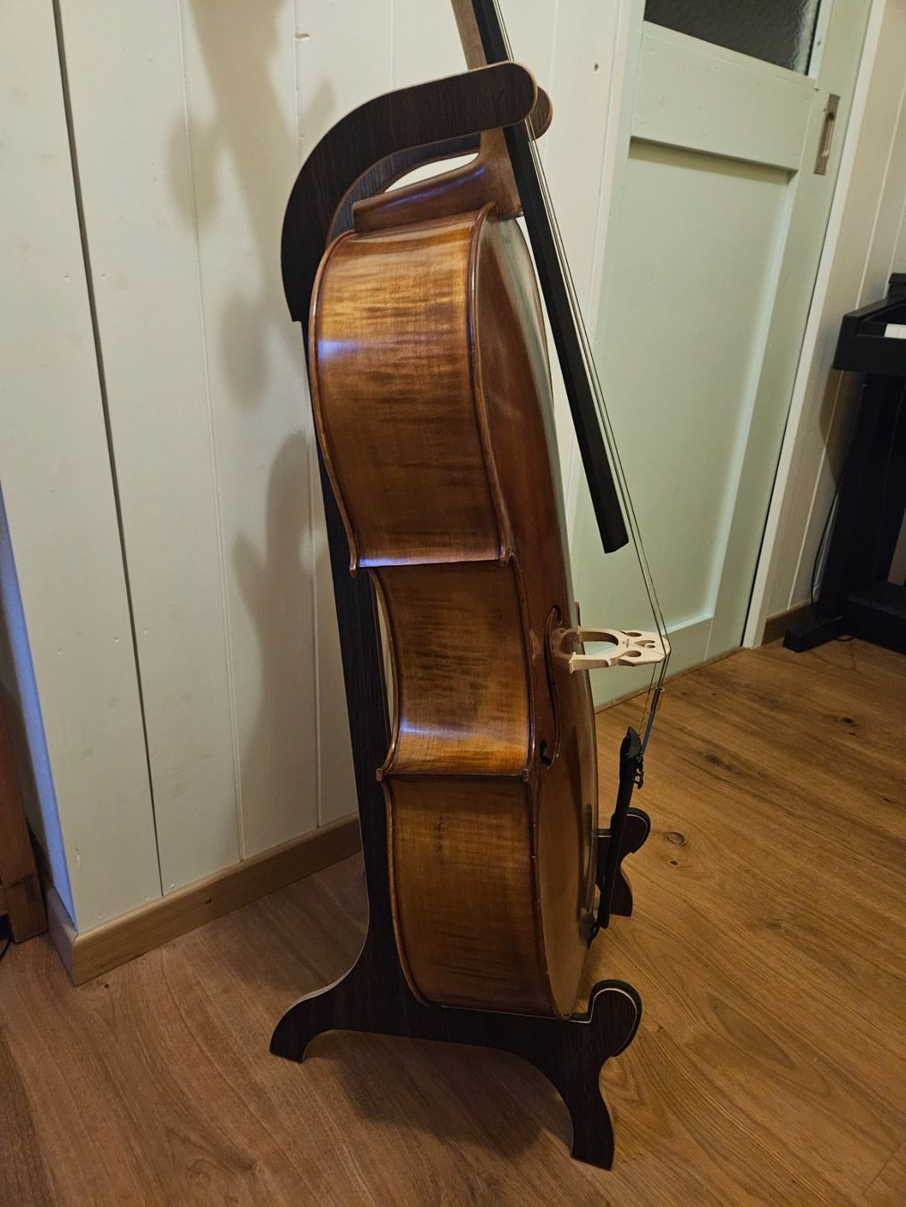 Autres décorations & accessoires: Cello Ständer – D'occasion à Hilterfingen par surini12 5