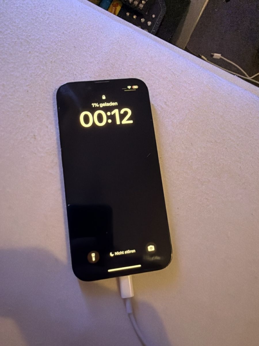 Apple Telefoni cellulari / Smartphones: Iphone 14 128GB black – Usato da Chur venduto da sil_v7n6