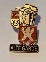 1 Pin FGIB Alte Garde 1982 Fasnachtsgesellschaft Ittigen