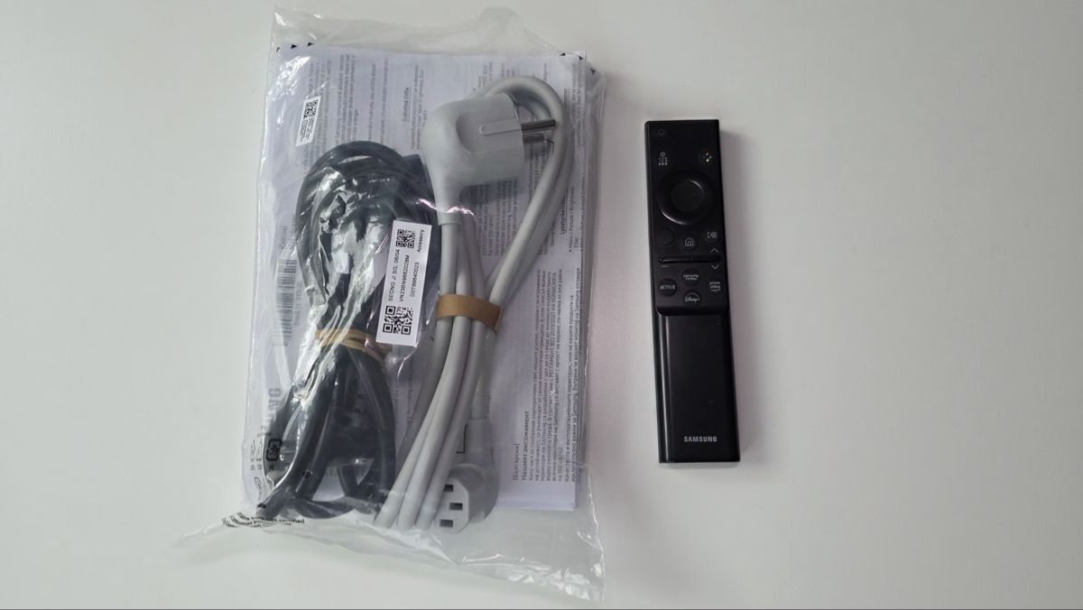 Monitor: Samsung 27" M5 S27BM500EU – Nuovo (secondo la descrizione) da Zürich venduto da shop_all 3