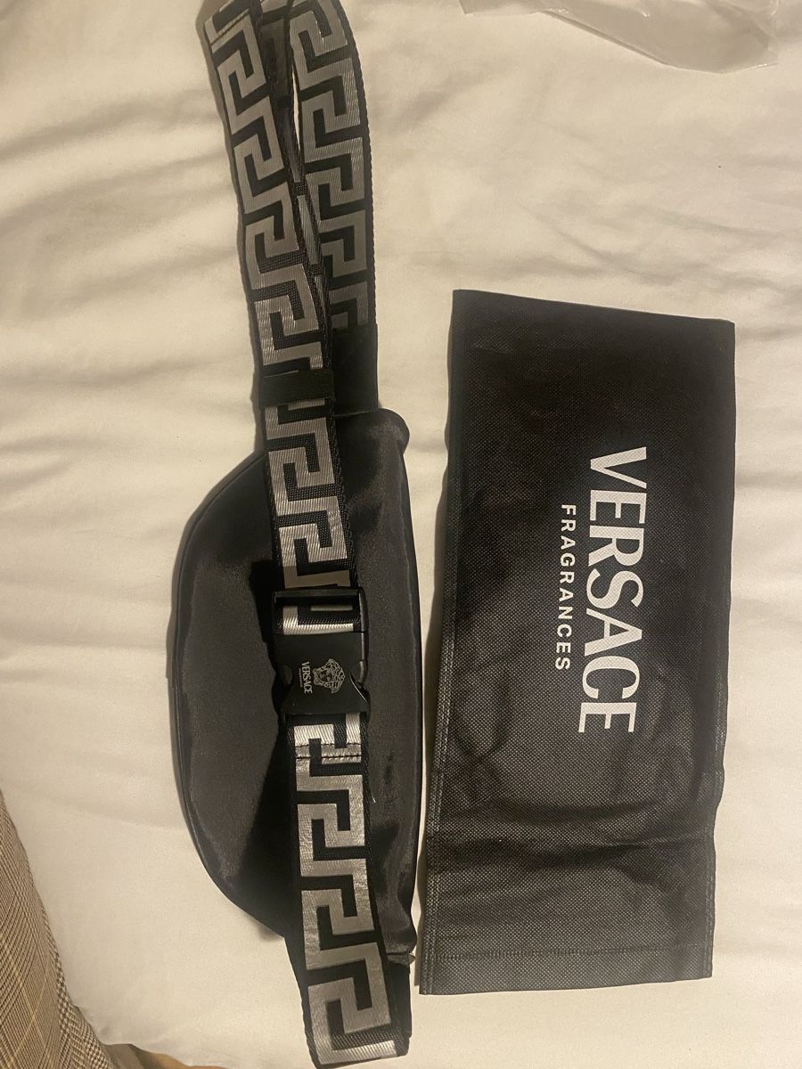 Versace Borse: VERSACE – Nuovo (secondo la descrizione) da Zürich venduto da eso_2klq