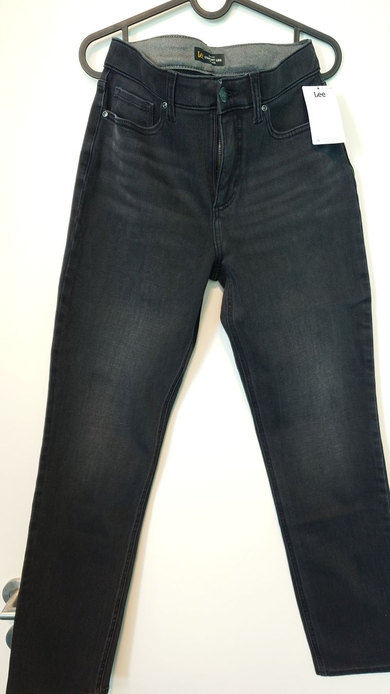 Lee Jeans: LEE Jeans 29/31 – Nuovo e nell'imballaggio originale da Riehen venduto da markstre11
