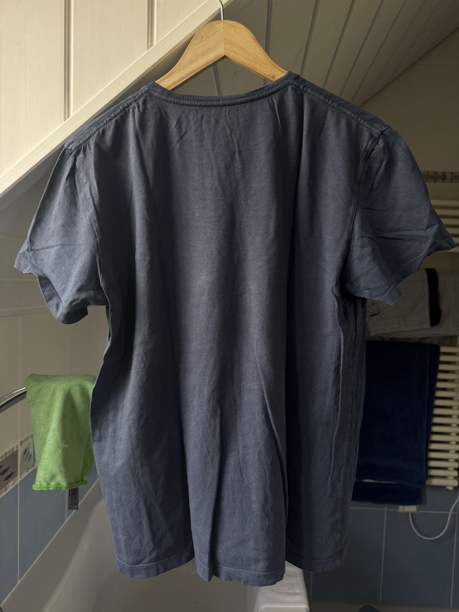 Timberland T-shirt: Timberland t-shirt Grösse S-M – Usato da Trélex venduto da stripedthrift 1