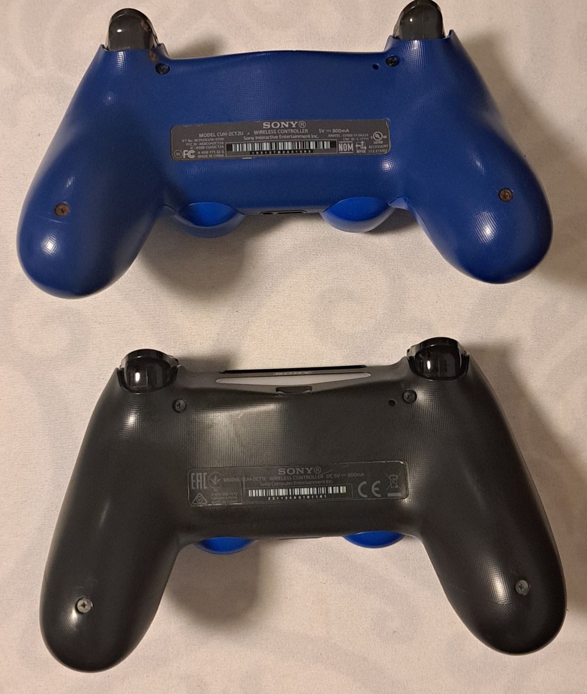 Sony Controller: Ps4 Controller Original SONY 2 Stück – Gebraucht aus Biel/Bienne von Sasha4u 2