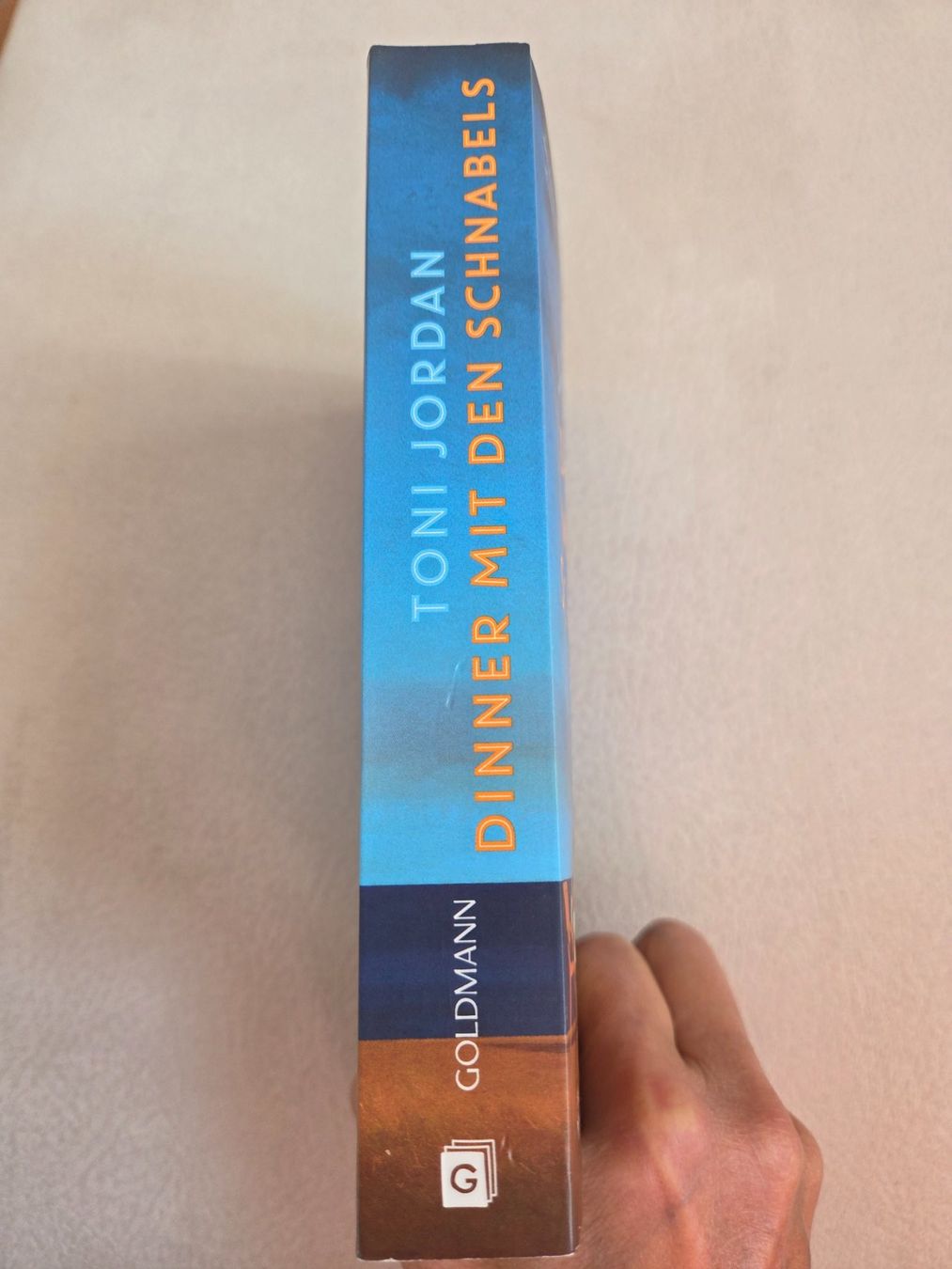 Bücher: Toni Jordan - Dinner mit den Schnabels – Gebraucht aus Bergdietikon von Tanne_10 2