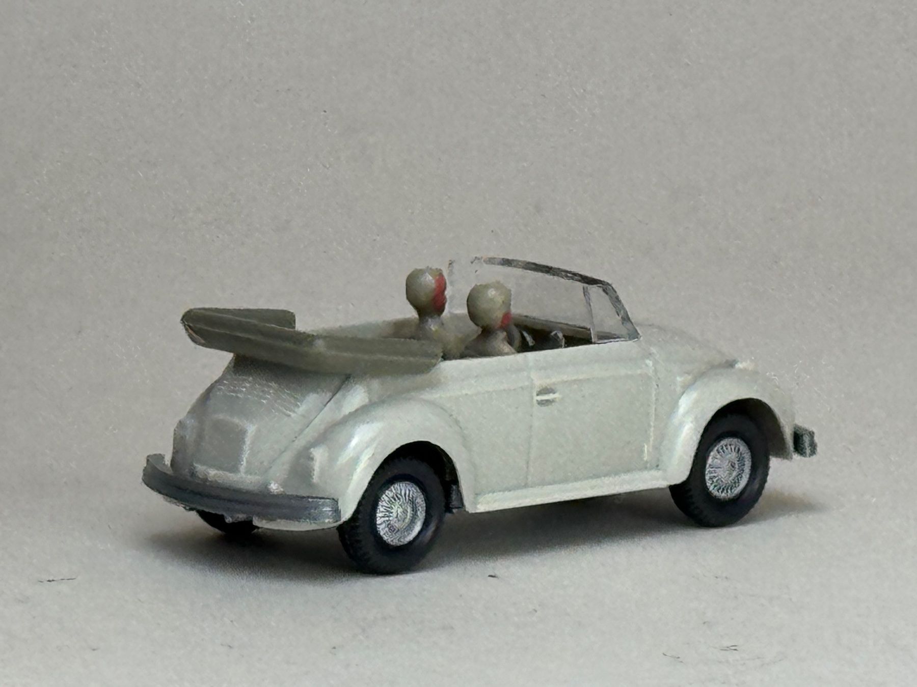 Wiking Modellini d'auto: Wiking VW Käfer 1300  Cabriolet grauweiss – Usato da Elm venduto da Wikmtz 1