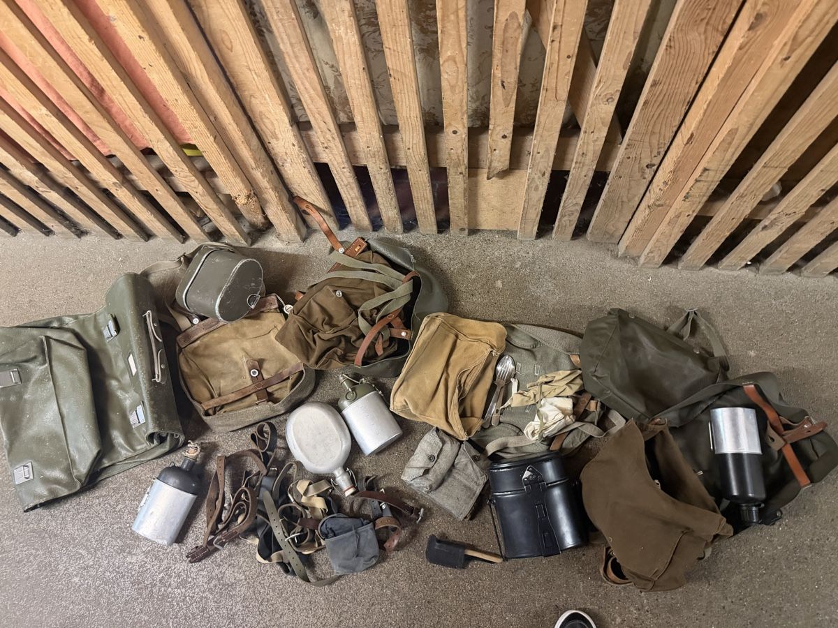 Uniformi: Schweizer Militär  – Usato da Baden venduto da noli.r
