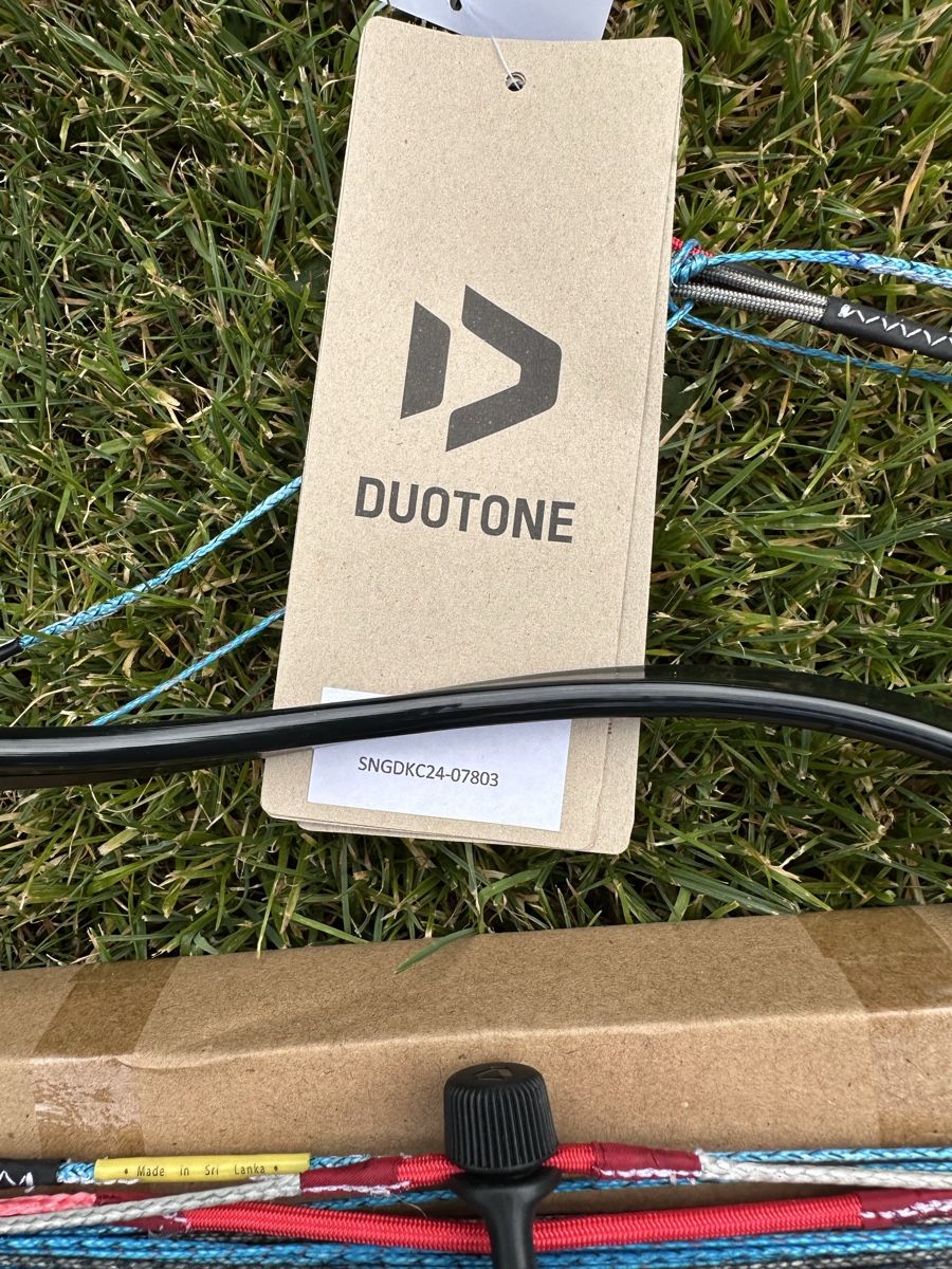 Duotone Kite: Kitebar – Neu und originalverpackt aus Maienfeld von mai_yh29 2