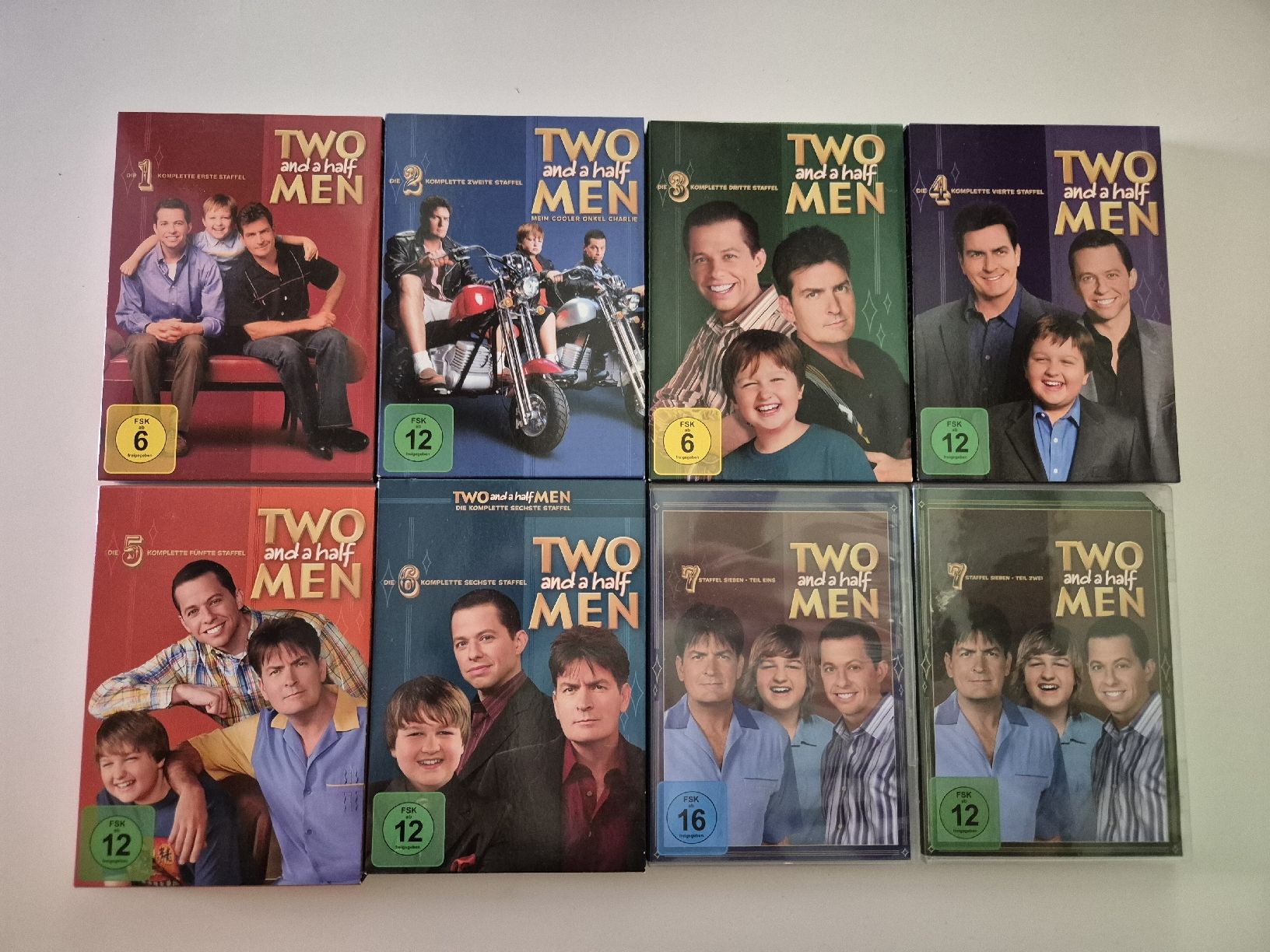 Tutti i DVDs: Two and a half Man Staffel 1-7 – Usato da Aedermannsdorf venduto da Saemi_19