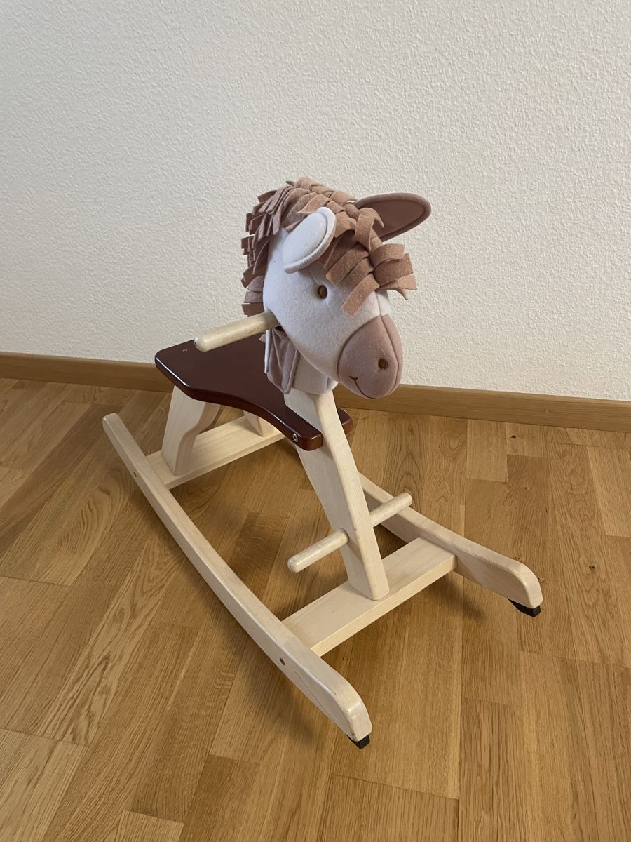 Spielzeuge: Schaukelpferd aus Holz – Gebraucht aus Zürich von flachsi_85