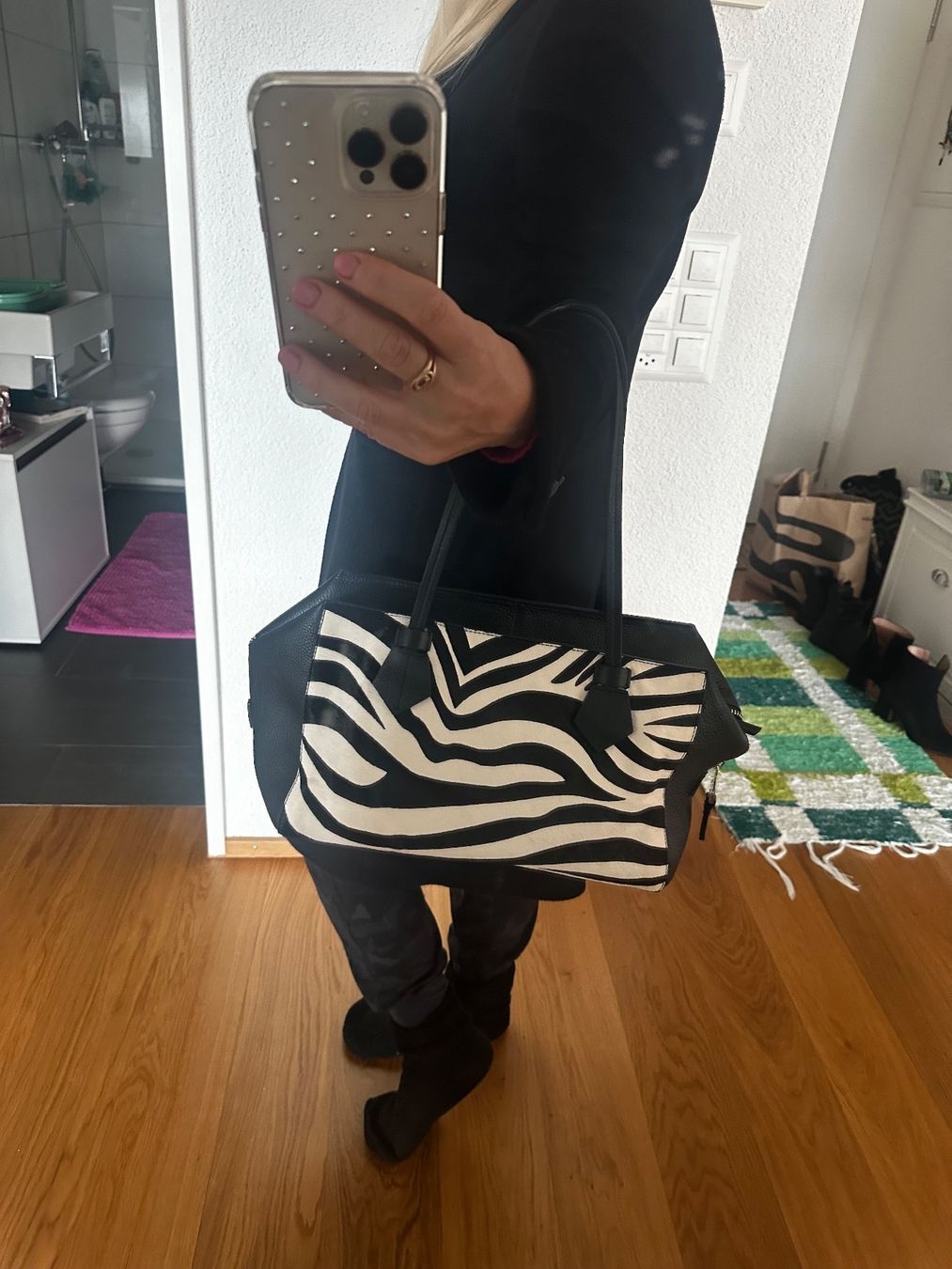 Karen Millen Borse da donna: Zebra print leather bag – Nuovo e nell'imballaggio originale da Herrliberg venduto da Karina351 1