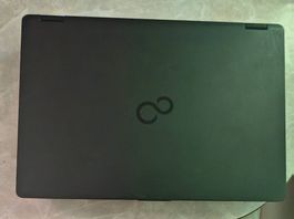 Fujitsu Lifebook U727 12.5" Intel i5 Top Akku DE-Layou