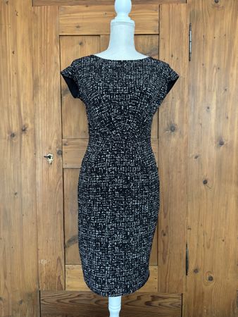 Kleid von Esprit (Grösse S)