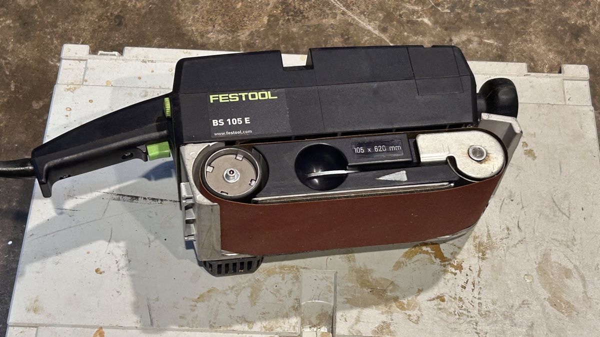 Festool Smerigliatrici & Lucidatrici: Festool BS 105 Bandschleifmaschine Bandschleifer – Usato da Reichenbach i. K. venduto da Arve70 2