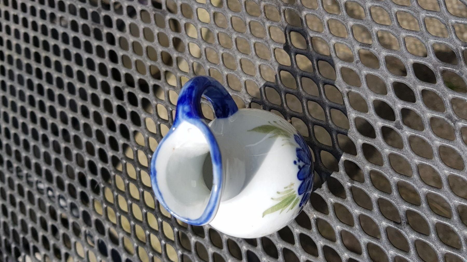 Vasen & Gefässe: Vase Mini Keramik Henkel Väschen Blumig zu Sammeln oder Deko – Neu (gemäss Beschreibung) aus Unterägeri von ani_pn8n 1
