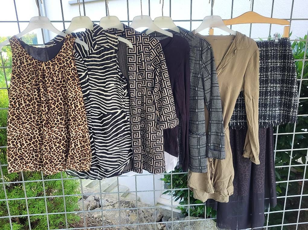 Lotti di vestiti: Kleiderpaket Damen Grösse S/M – Usato da Buttikon SZ venduto da januschkaa__
