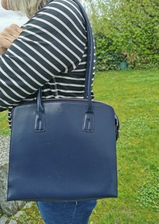 Furla Leder Handtasche dunkelblau - neuwertig