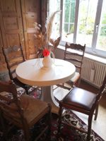 🤩5 STK: 1 RUNDER HOLZ-TISCH WEISS & 4 HOLZ-STÜHLE BRAUN
