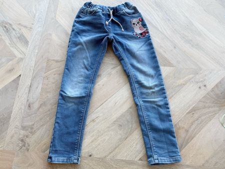 Mädchen Jeans Gr. 134 von C&A