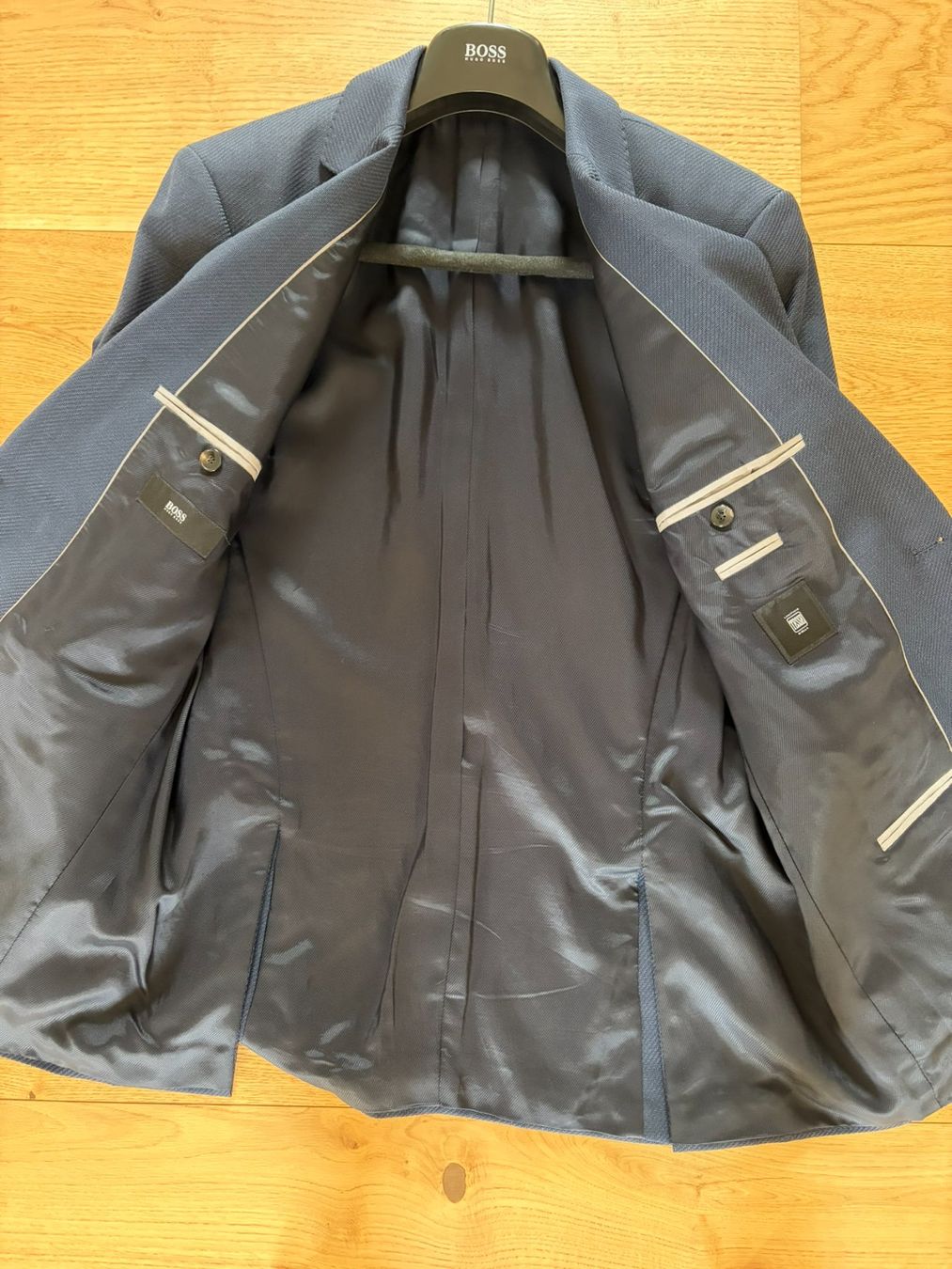 Hugo Boss Giacche: Blazer Veston Hugo Boss – Usato da Solothurn venduto da jmc_76cm 1