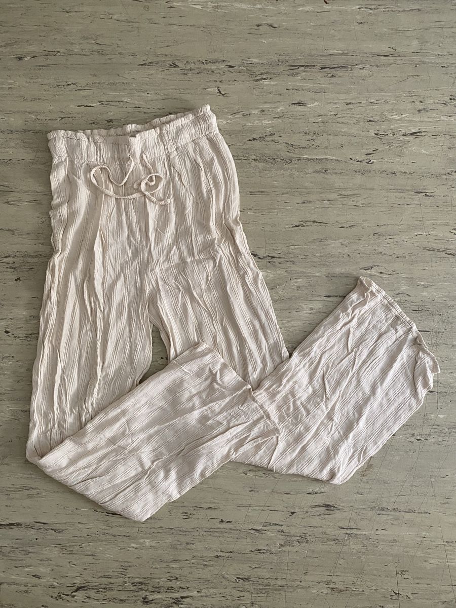Pull&Bear Pantaloni: Stoffhose Pull&Bear //  hellbeige  // Grösse  S – Usato da Zürich venduto da aurelia_nater