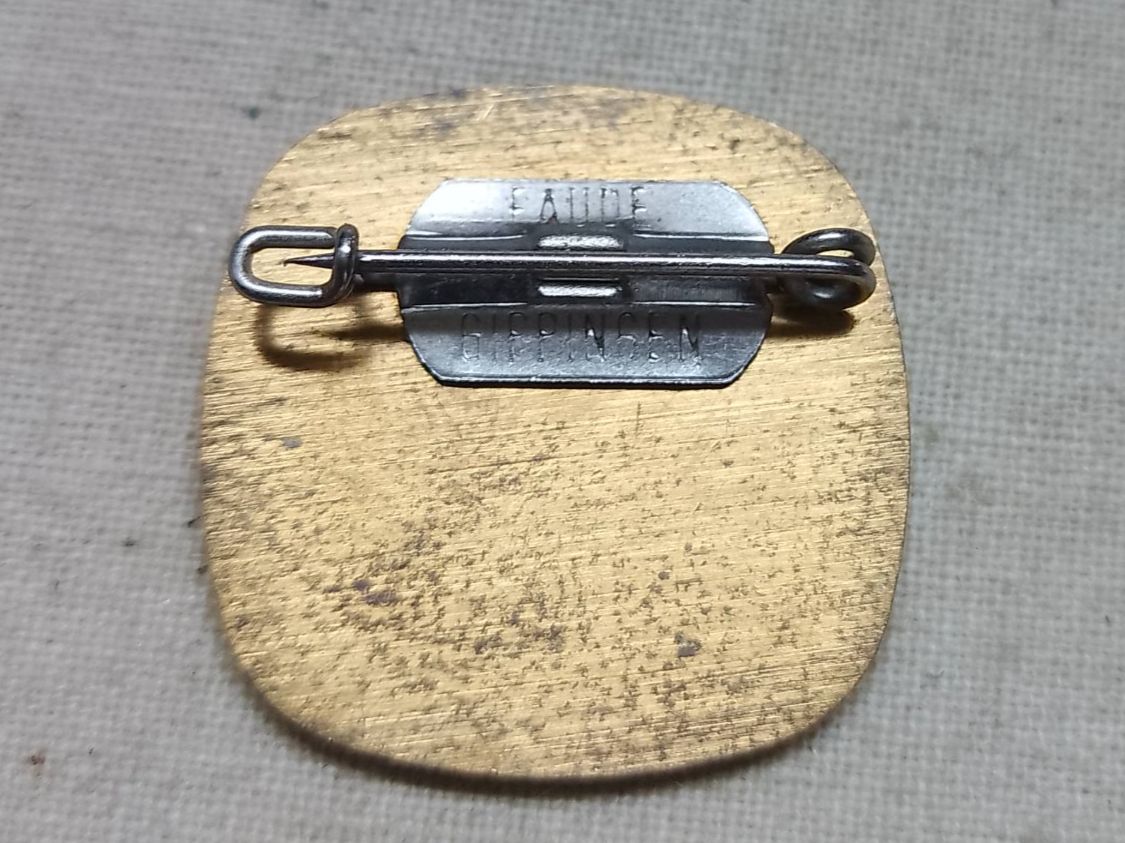 Placchette & Badge: "Sius Ascor Cup - 1992" e 1990 – Usato da Sorengo venduto da 74in 1