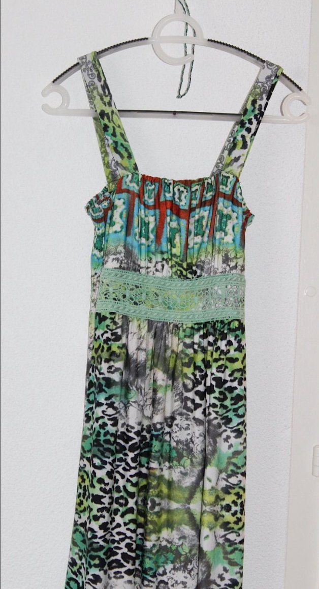 Vestiti: Kleid, verm. Gr.36 – Usato da Locarno venduto da madame-tus-sauds 2