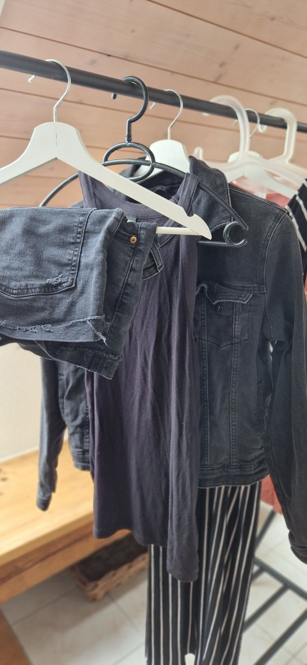 Lotti di vestiti: Schönes Kleiderset Gr. L – Usato da Boniswil venduto da Cfischer0 1