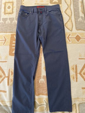 Herrenhosen von Pierre Cardin, Kurzgrösse 23 (33/30)