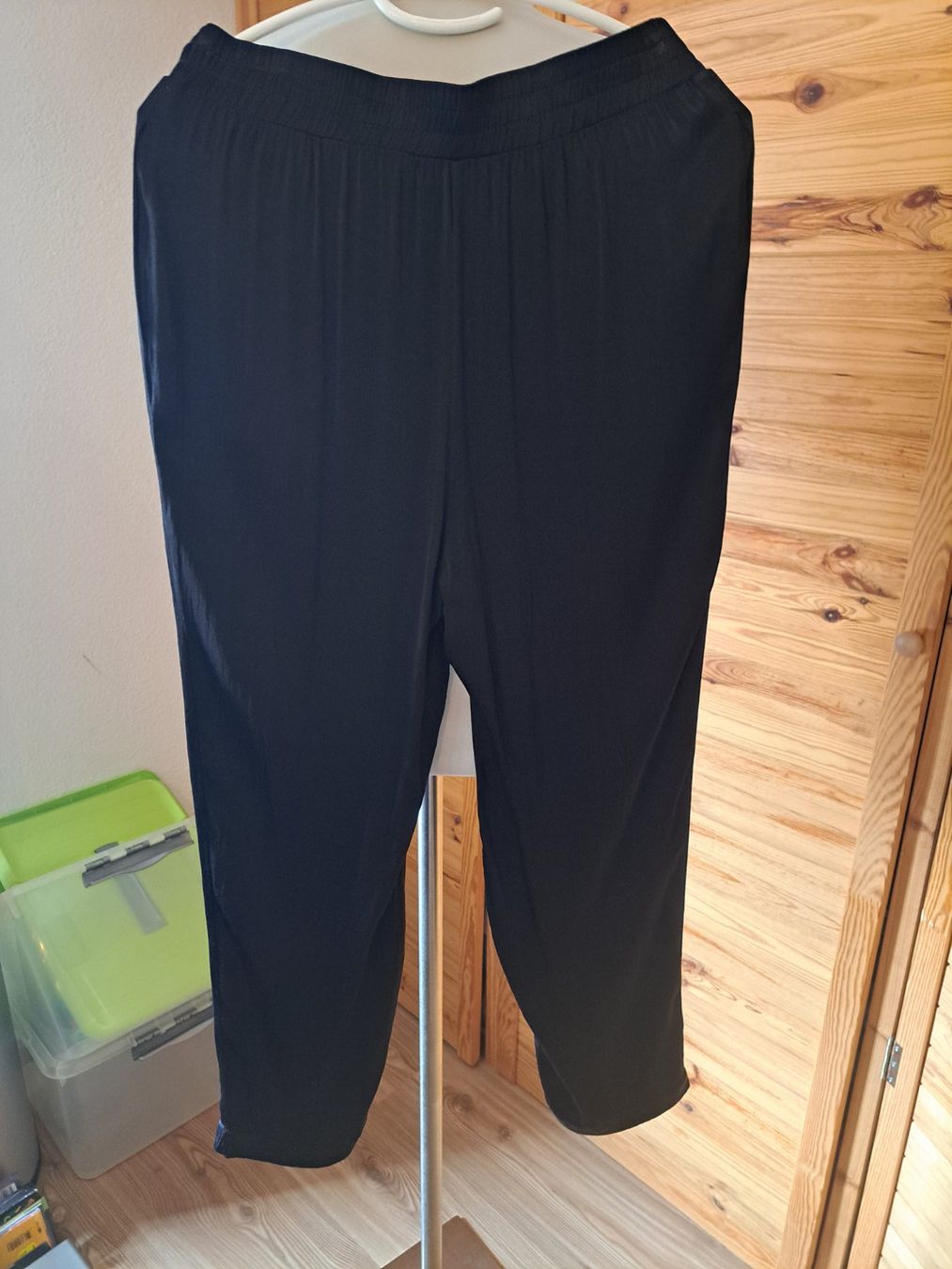 Zara Pantaloni: Sommerhose Schwarz, Gr. S, Zara – Usato da Rafz venduto da MuriFinn 1