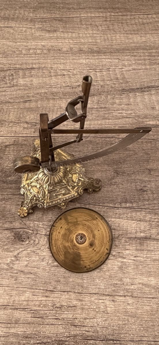 Altra tecnologia per ufficio: Pèse-lettre ancien  – Usato da Petit-Lancy venduto da Solcarm 5