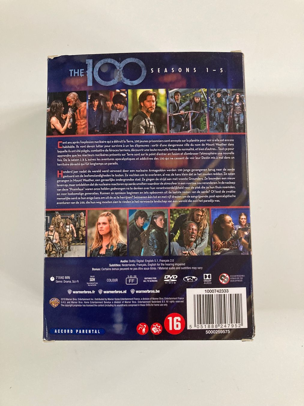 Tutti i DVDs: The 100 Saisons 1 à 5 Coffret DVD, comme neuf. – Nuovo (secondo la descrizione) da Bassecourt venduto da CALUMET-X 2