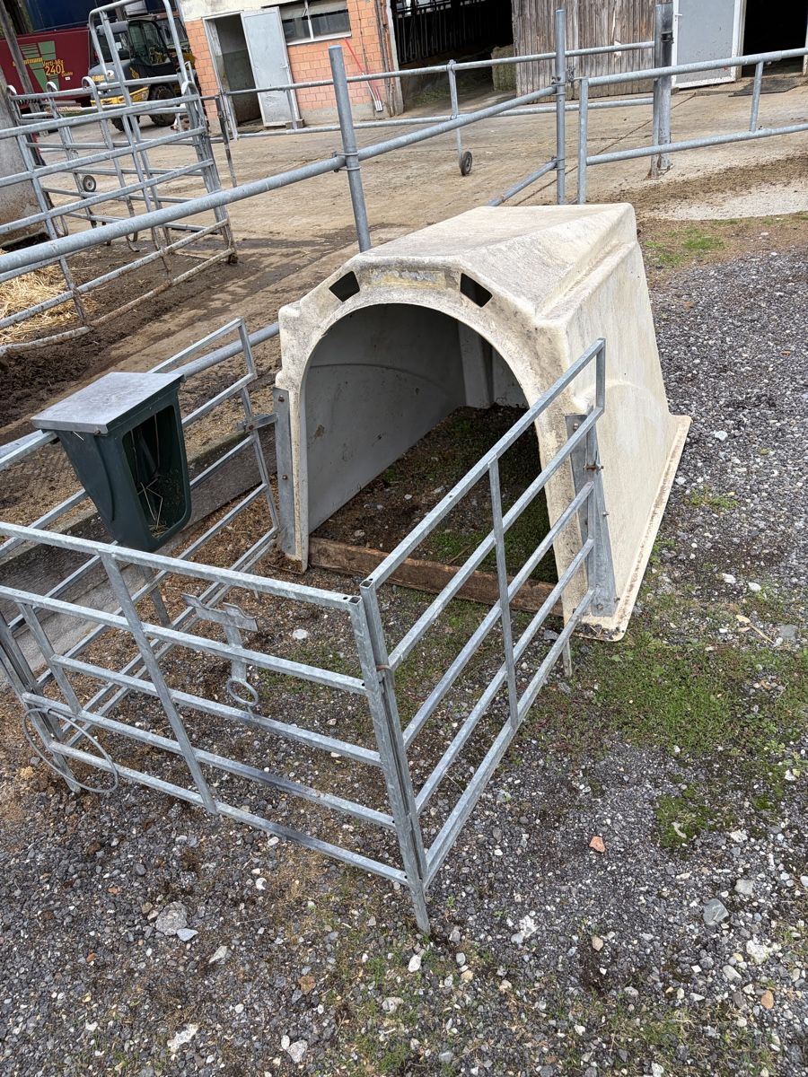 Gabbie, trasporto & Sicurezza: Kalber Iglu/ Box – Difettoso da Steckborn venduto da Fendtfavorit 1